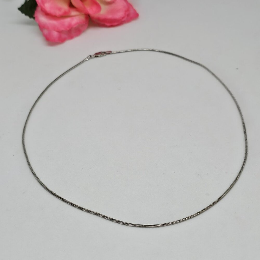 925 Sterling Silver 1mm Snake Chain Necklace 18" - Picture 10 of 12